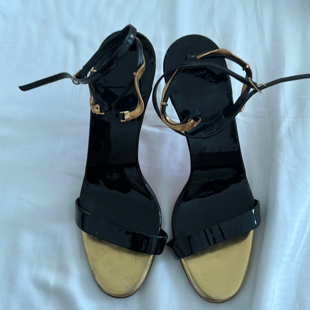 Christian Louboutin Heels Black Patent Leather with Gold